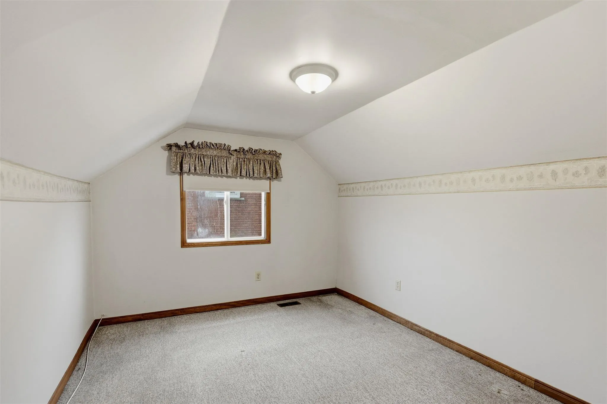 165 Spadina Avenue