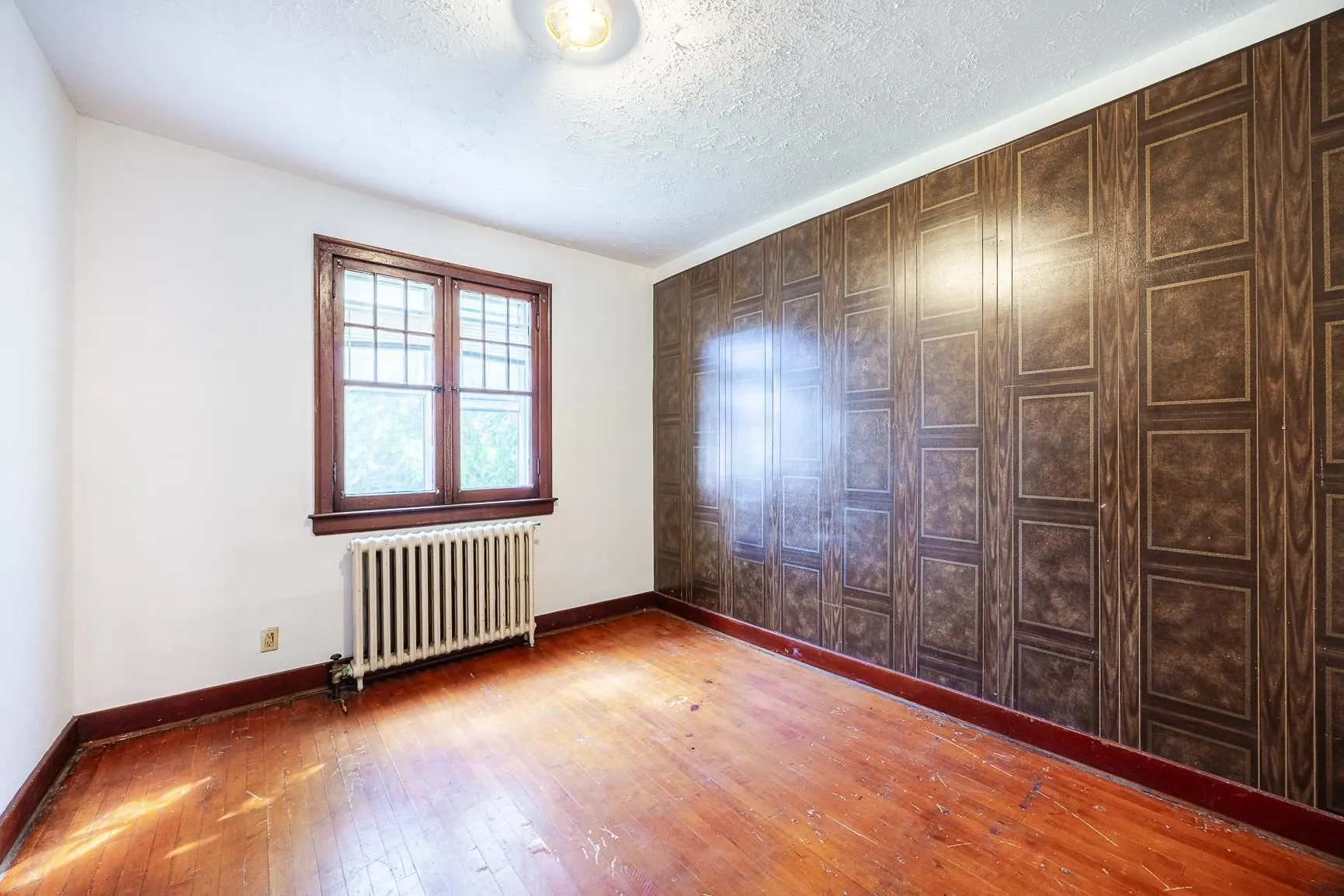 151 Albert Street E
