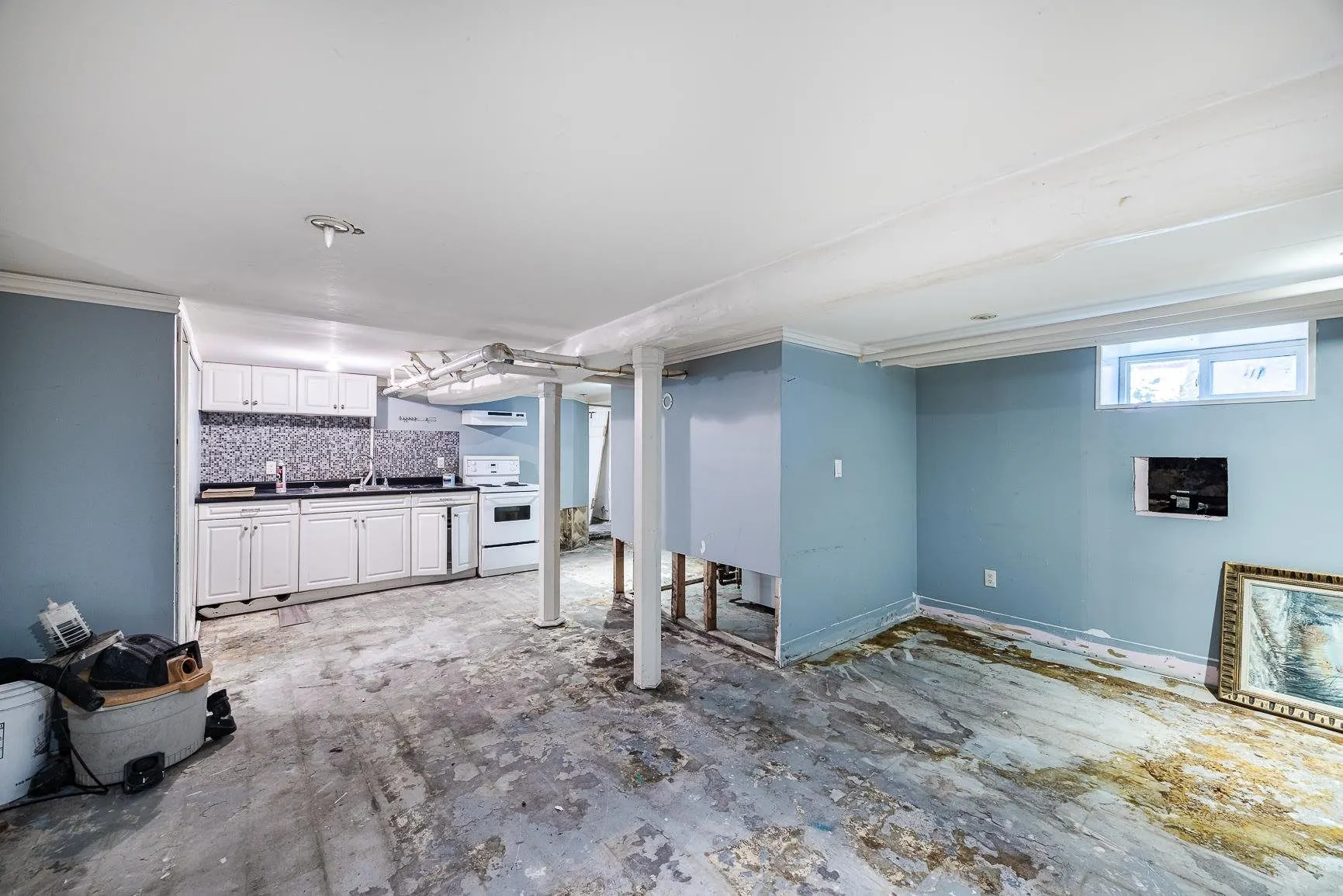 151 Albert Street E