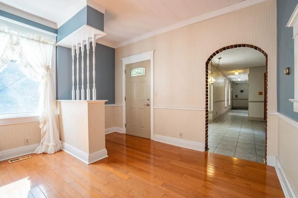 1411 Great Northern Road