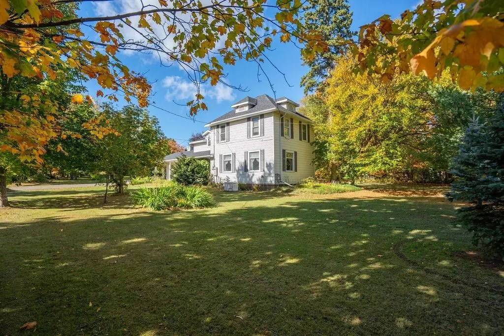 1411 Great Northern Road