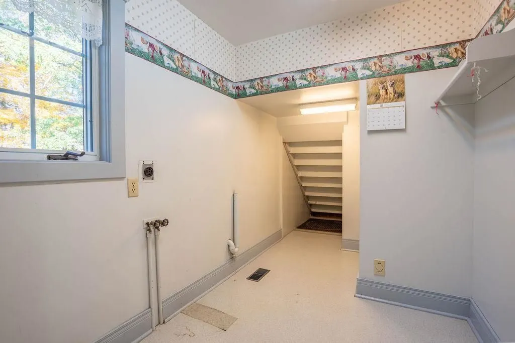 1411 Great Northern Road