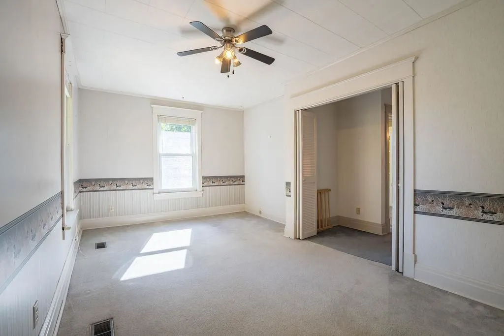 1411 Great Northern Road