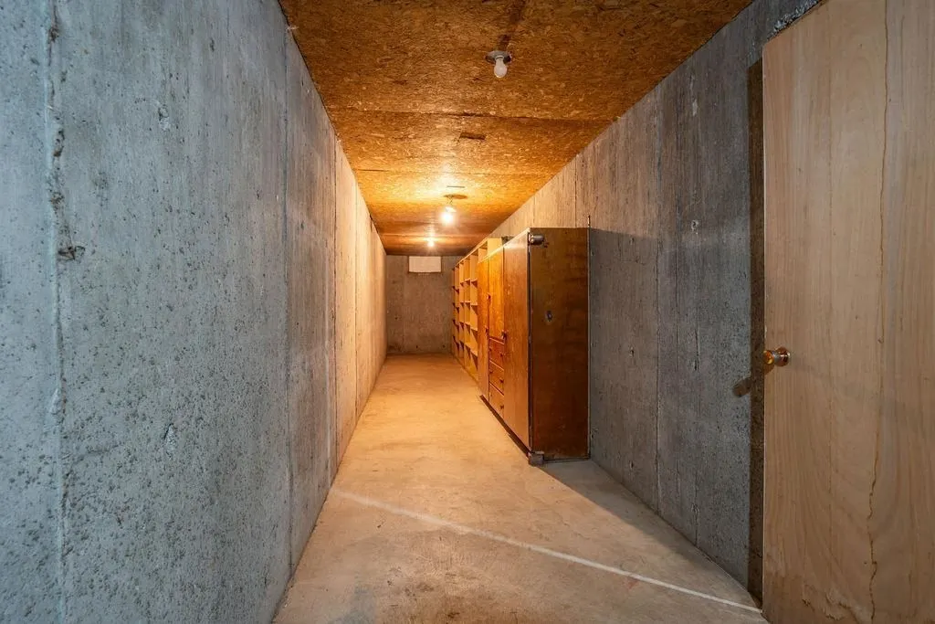 1411 Great Northern Road
