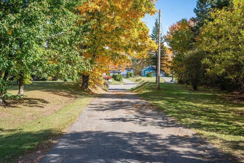1411 Great Northern Road