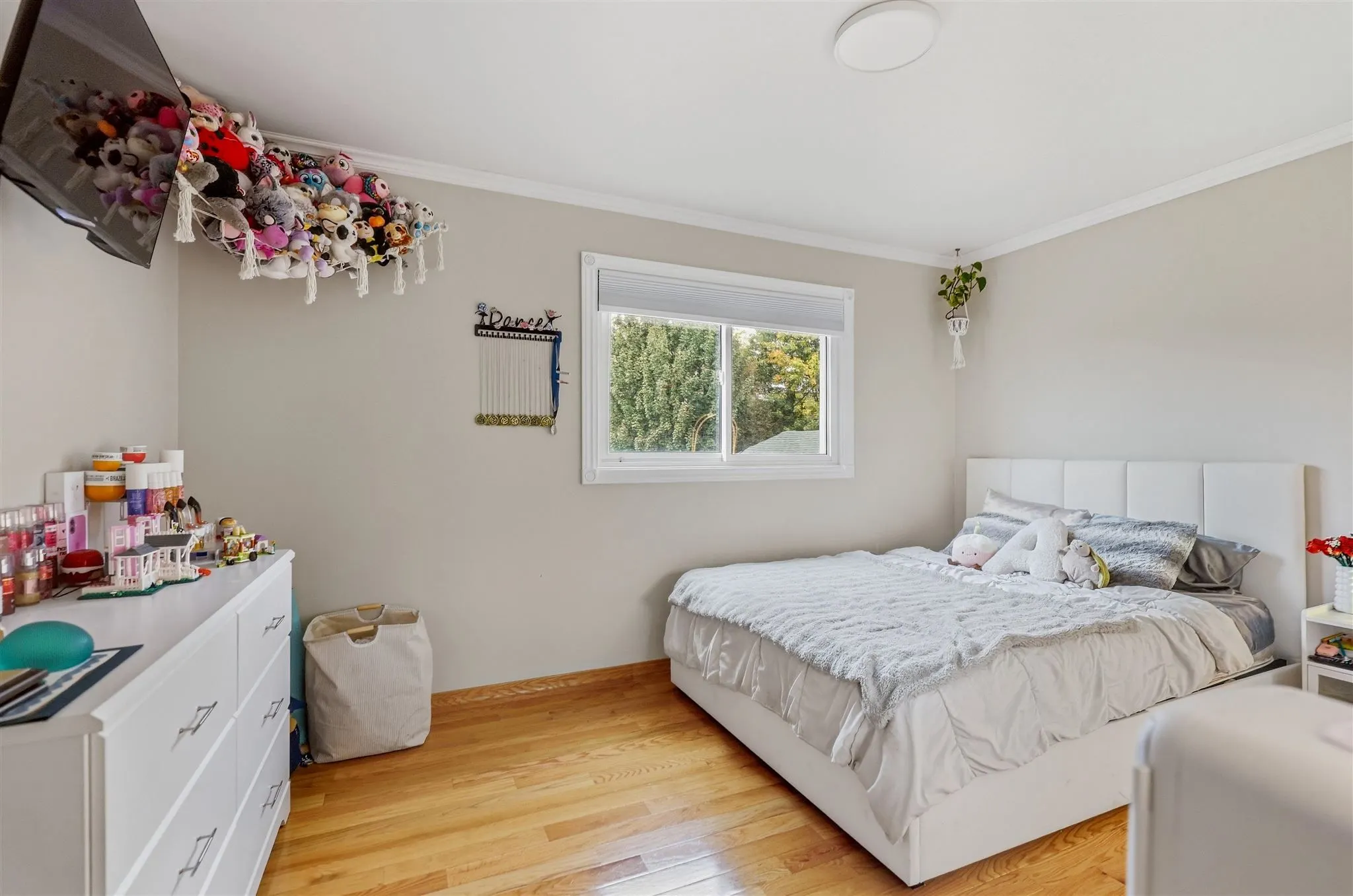 88 Chambers Avenue
