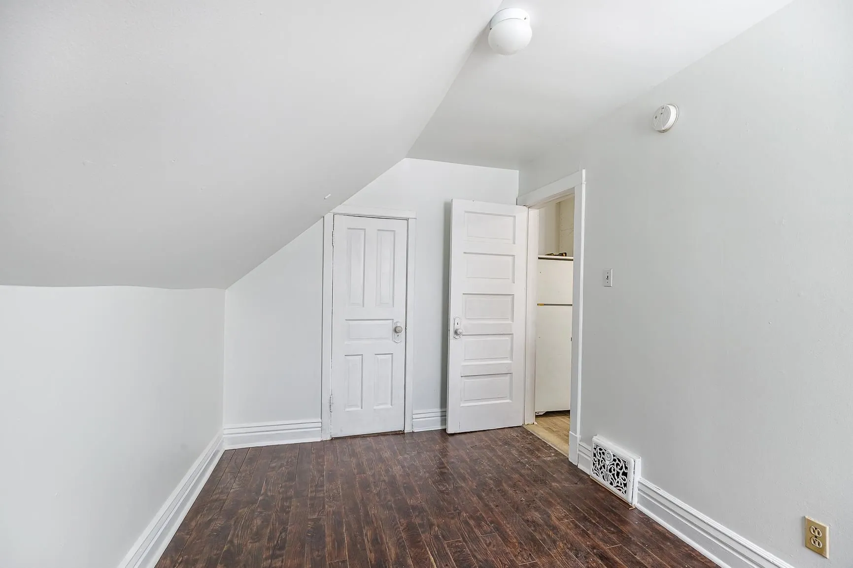 340 Wellington Street