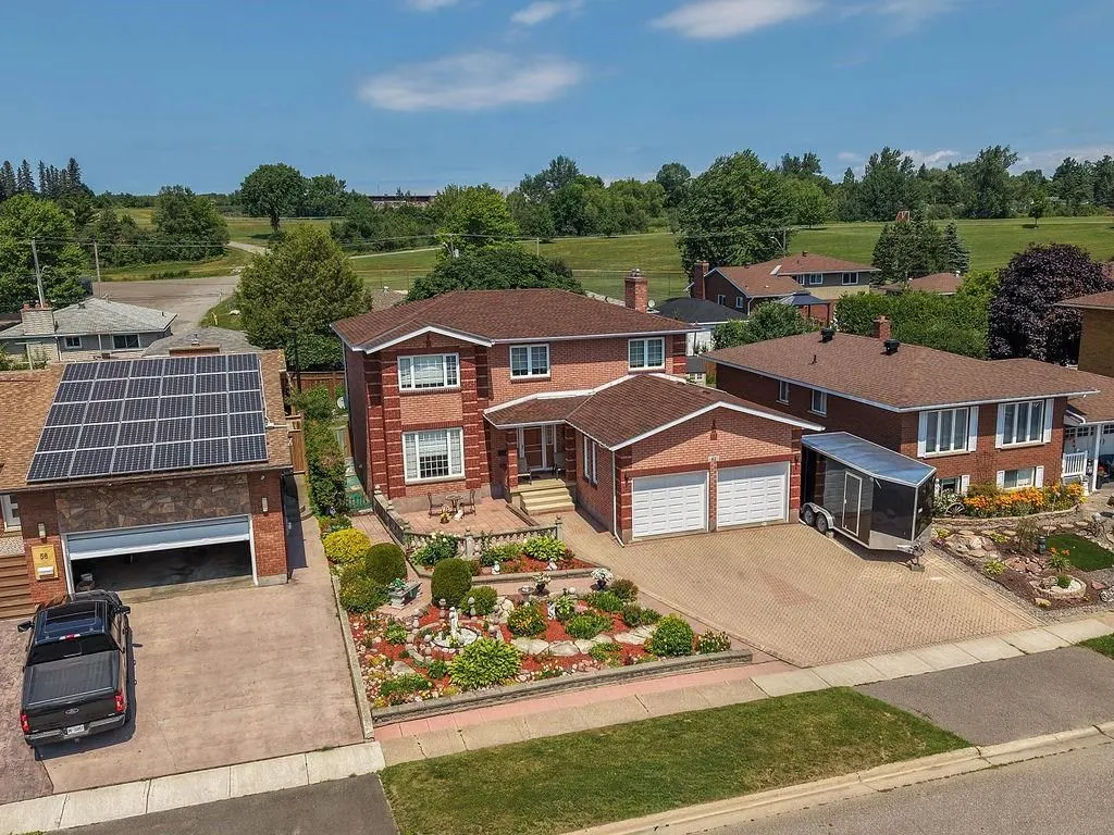 62 Bitonti Crescent