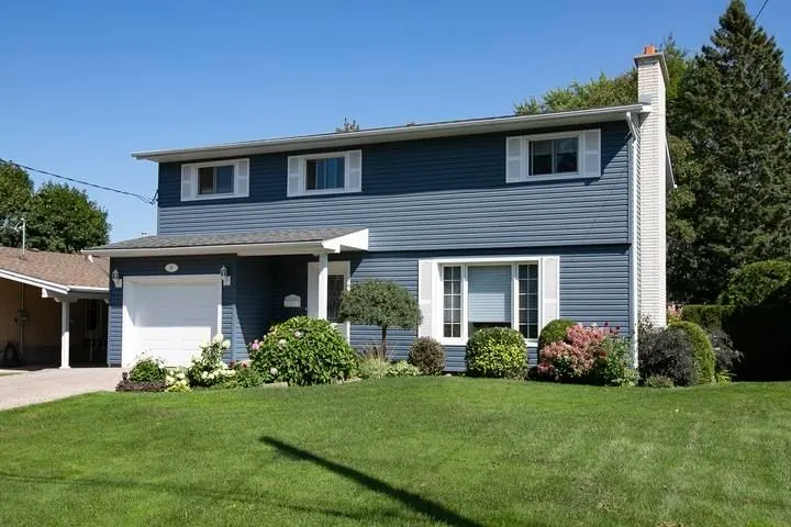 90 Florwin Drive