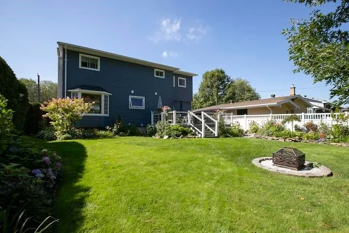 90 Florwin Drive