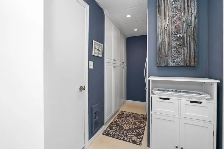 90 Florwin Drive