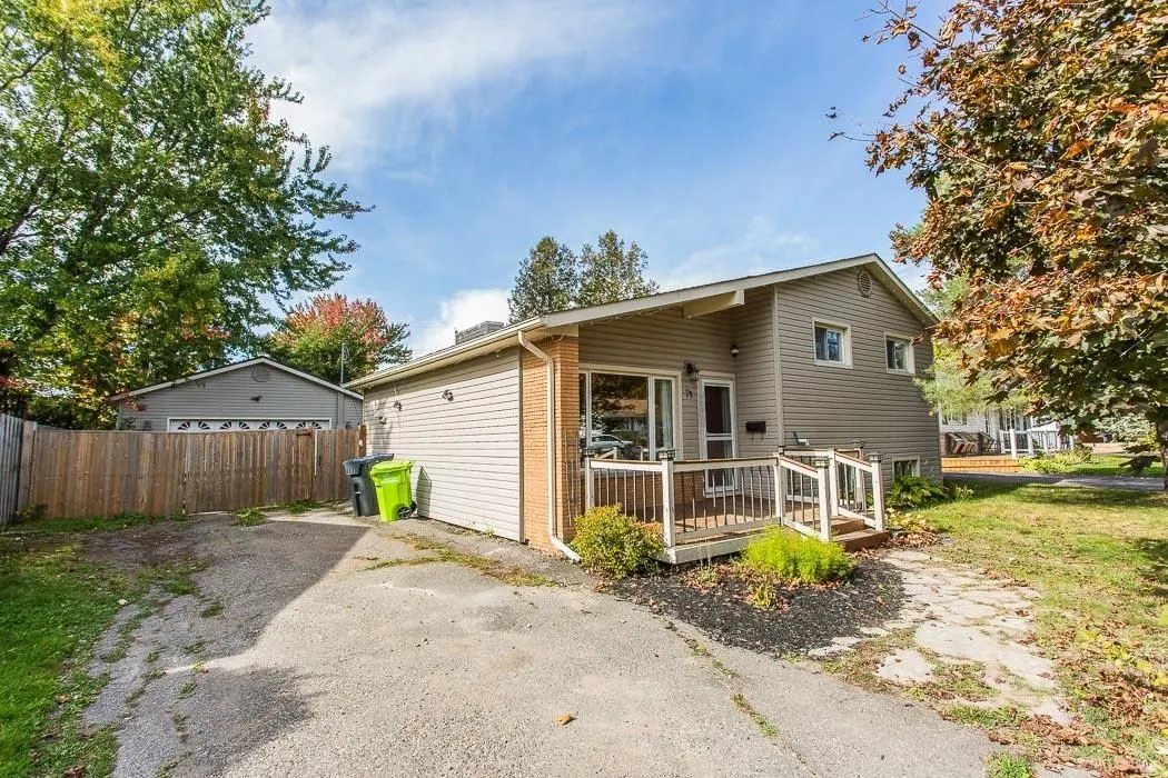 73 Promenade Drive