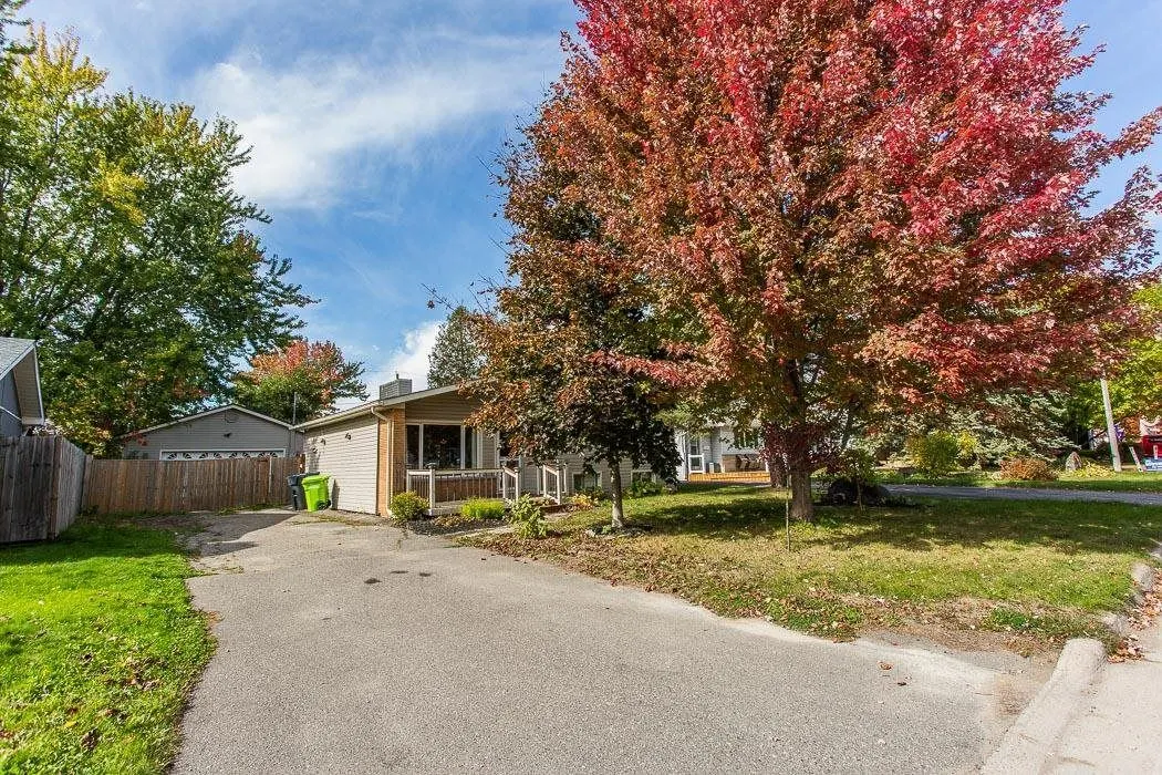 73 Promenade Drive