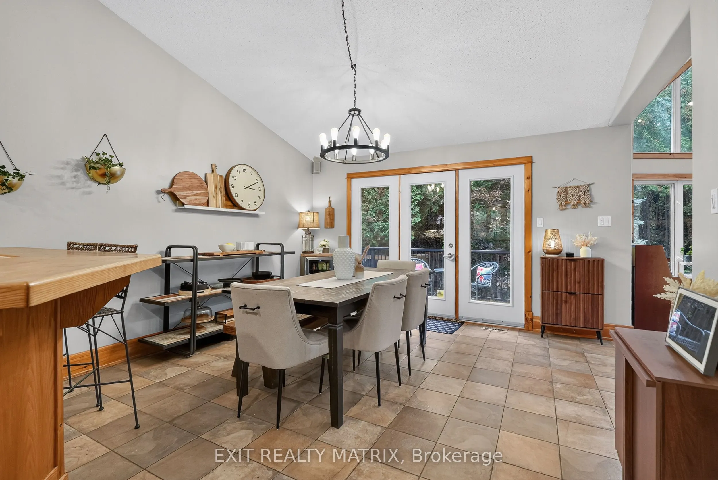 8010 Iveson Drive