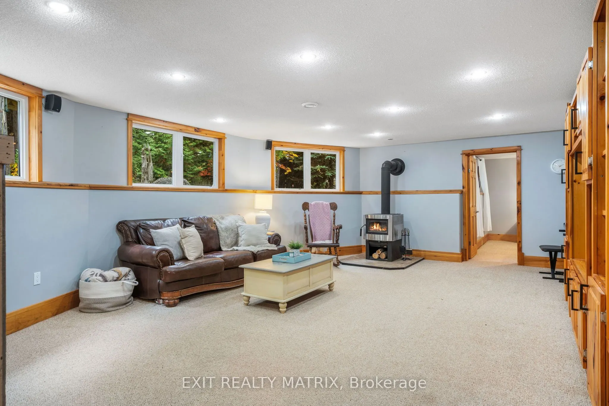 8010 Iveson Drive