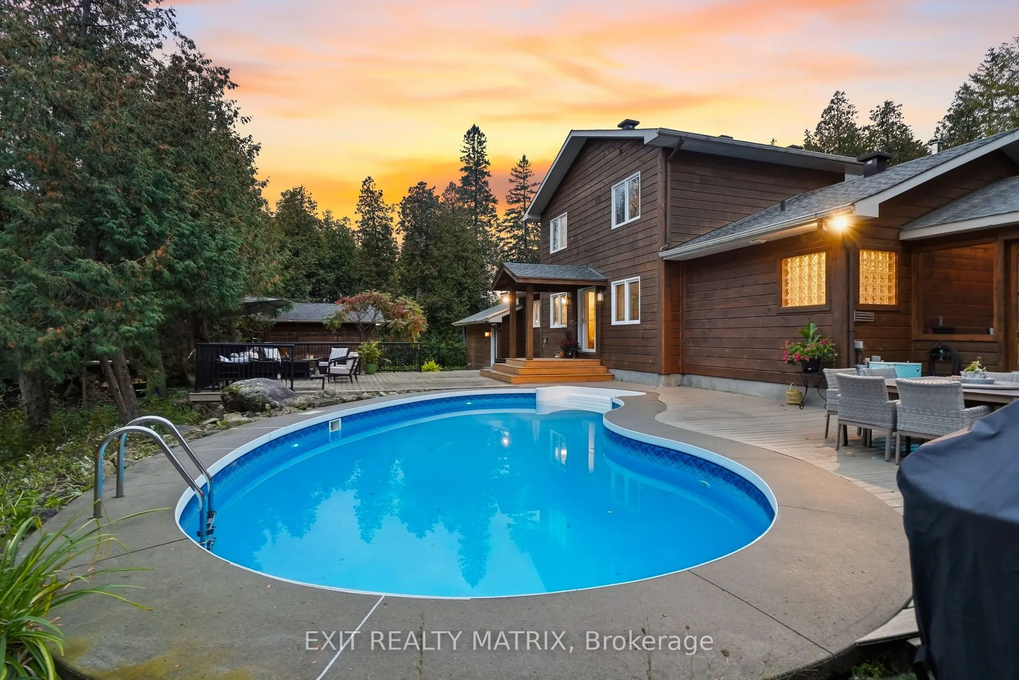 8010 Iveson Drive