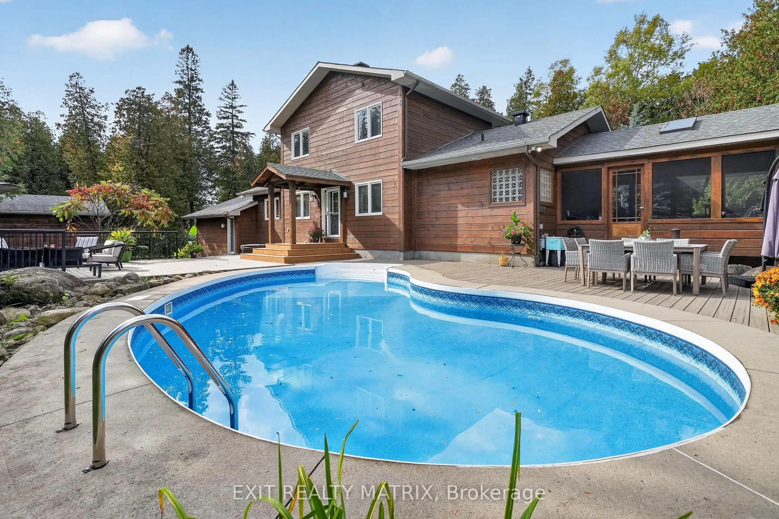 8010 Iveson Drive