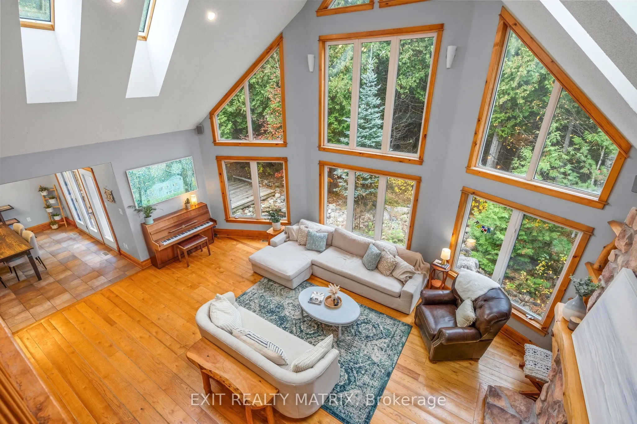 8010 Iveson Drive