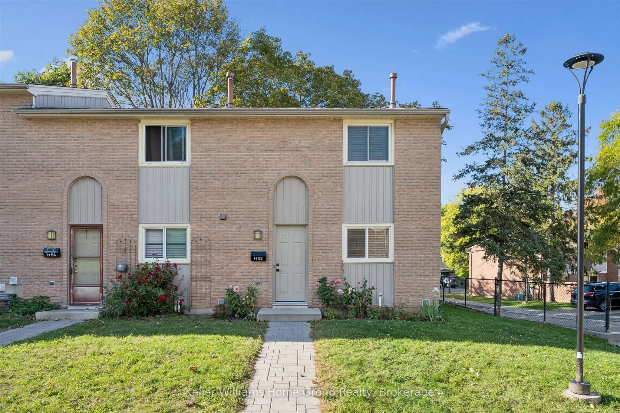 223 Pioneer Drive W #H53