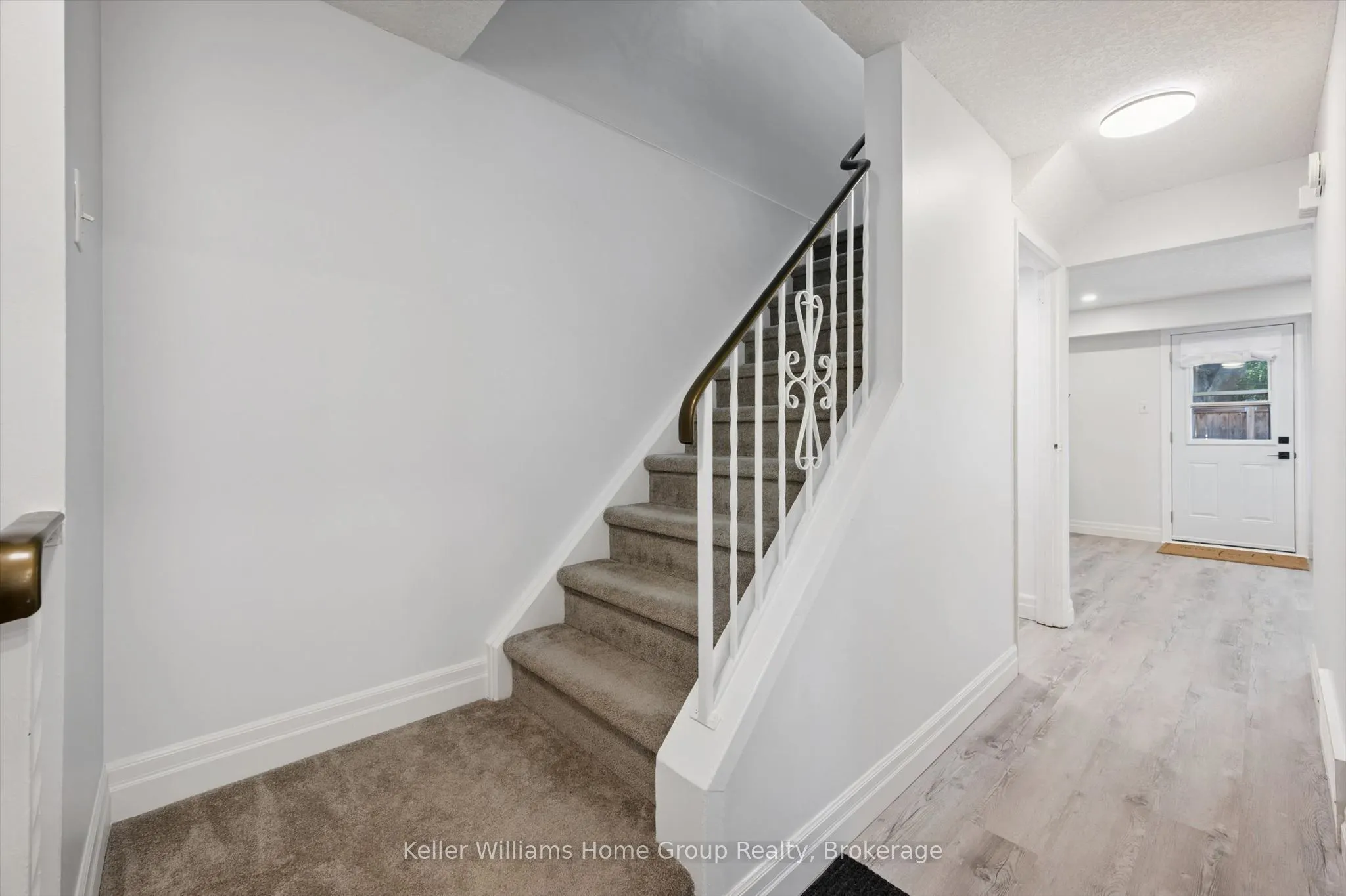 223 Pioneer Drive W #H53