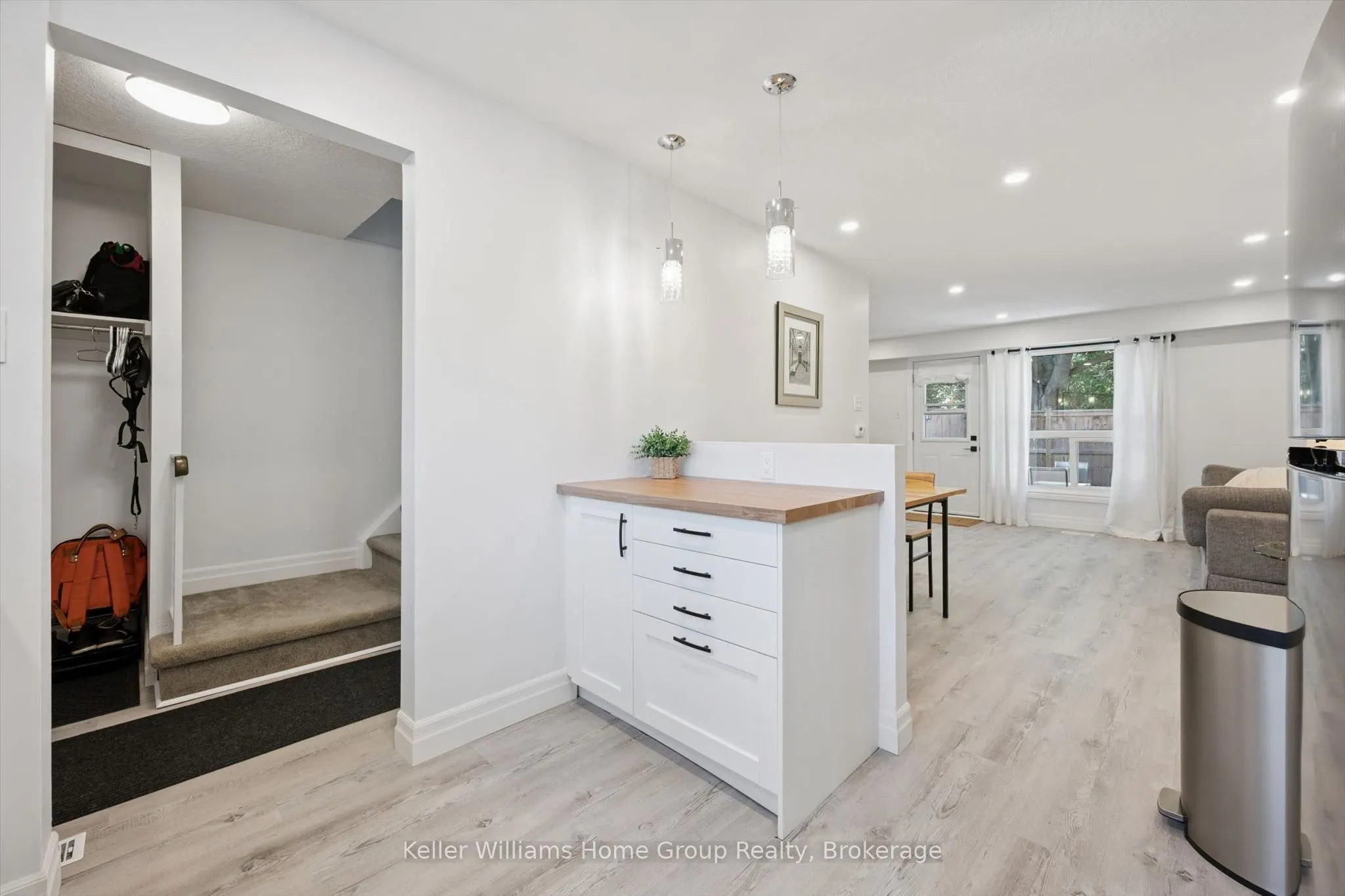 223 Pioneer Drive W #H53