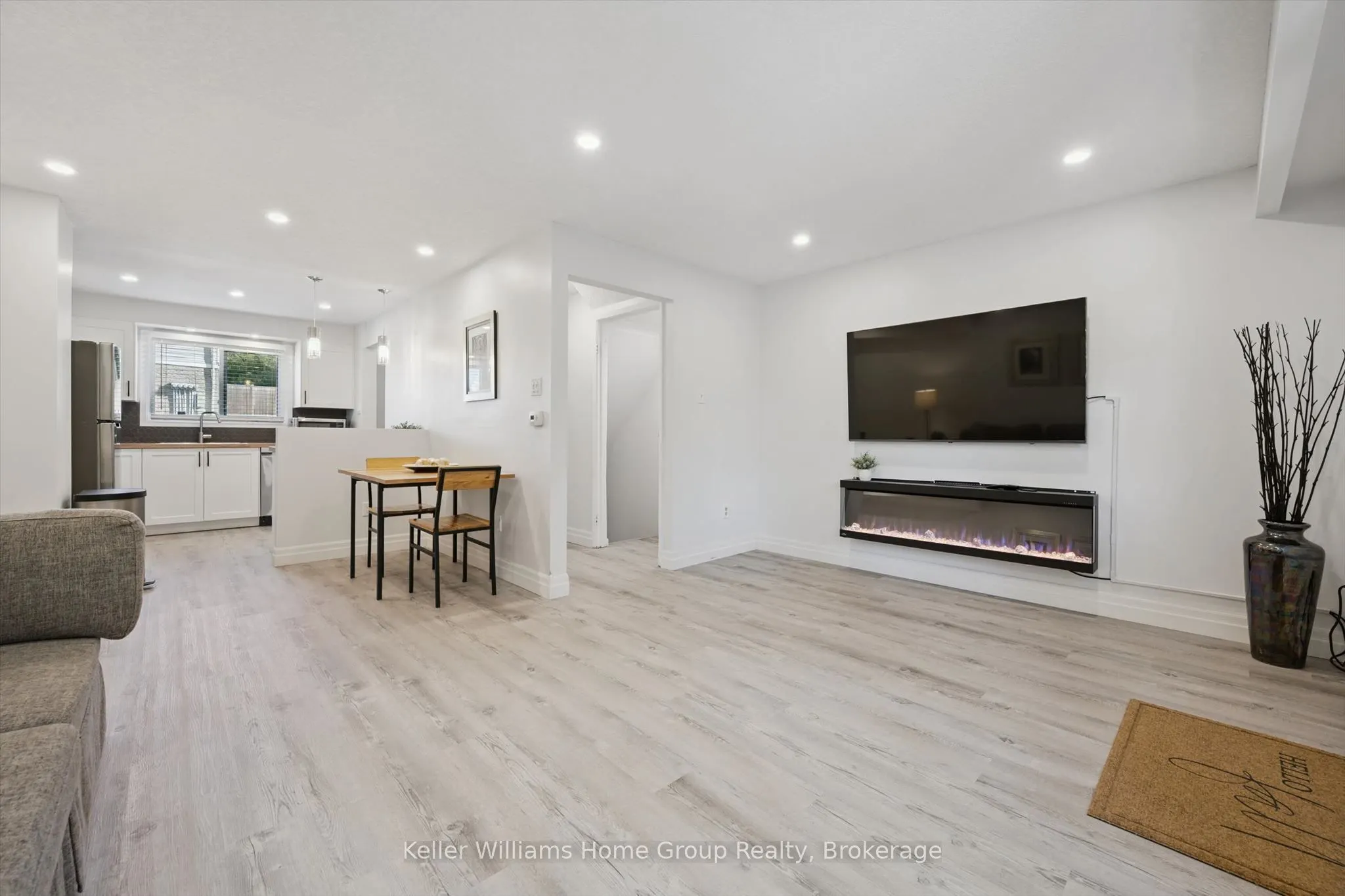 223 Pioneer Drive W #H53