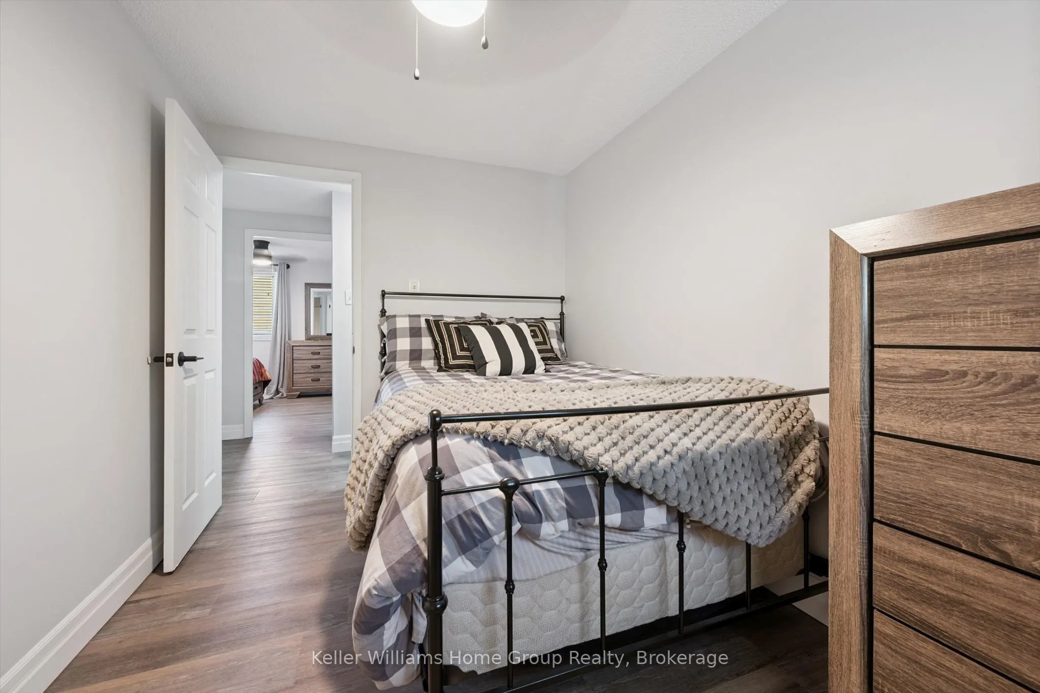 223 Pioneer Drive W #H53