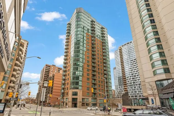 445 Laurier Avenue W #1405