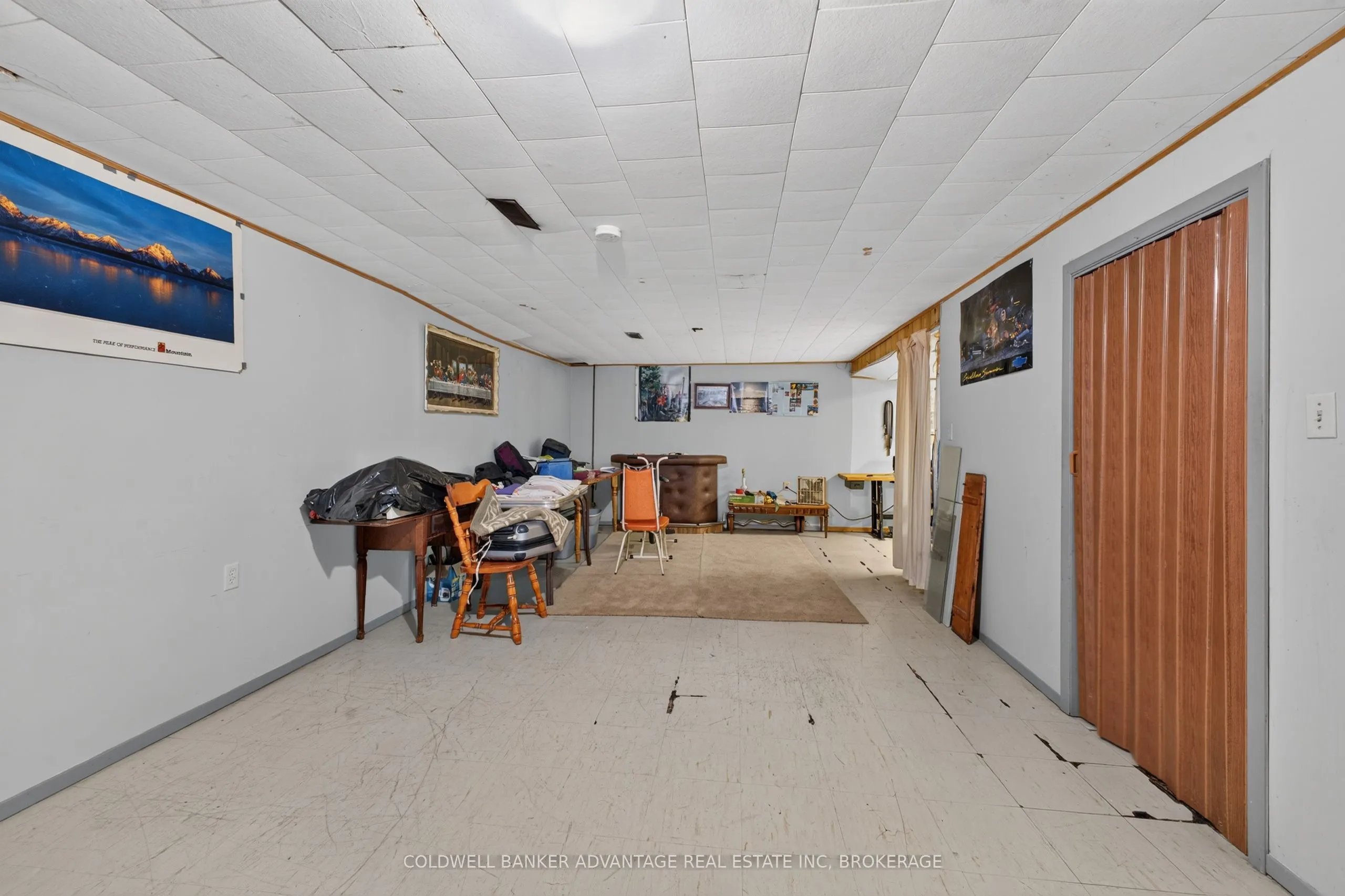 28 GLENPARK Court