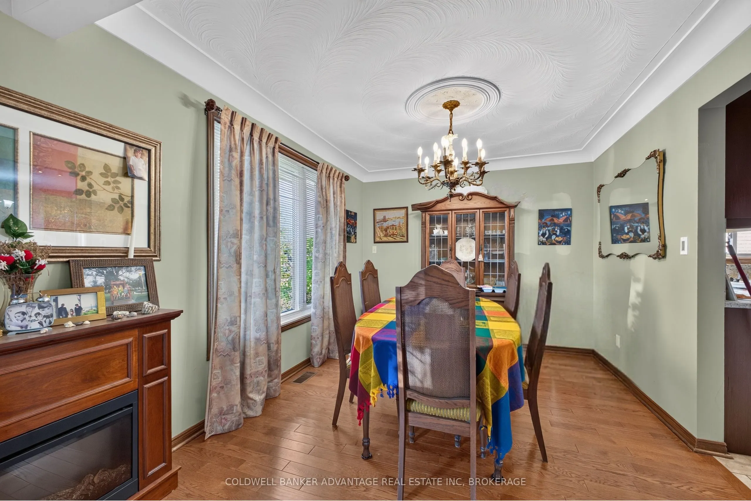 28 GLENPARK Court