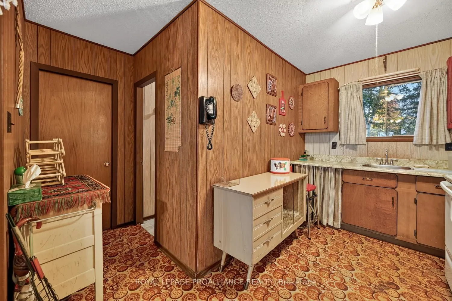 76 Leeder Cottage Road