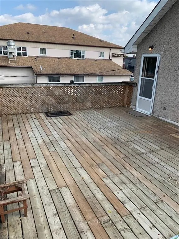 256 East Main Street #upper