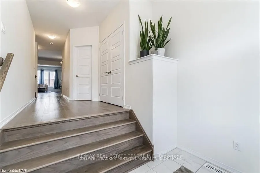 7831 ODELL Crescent