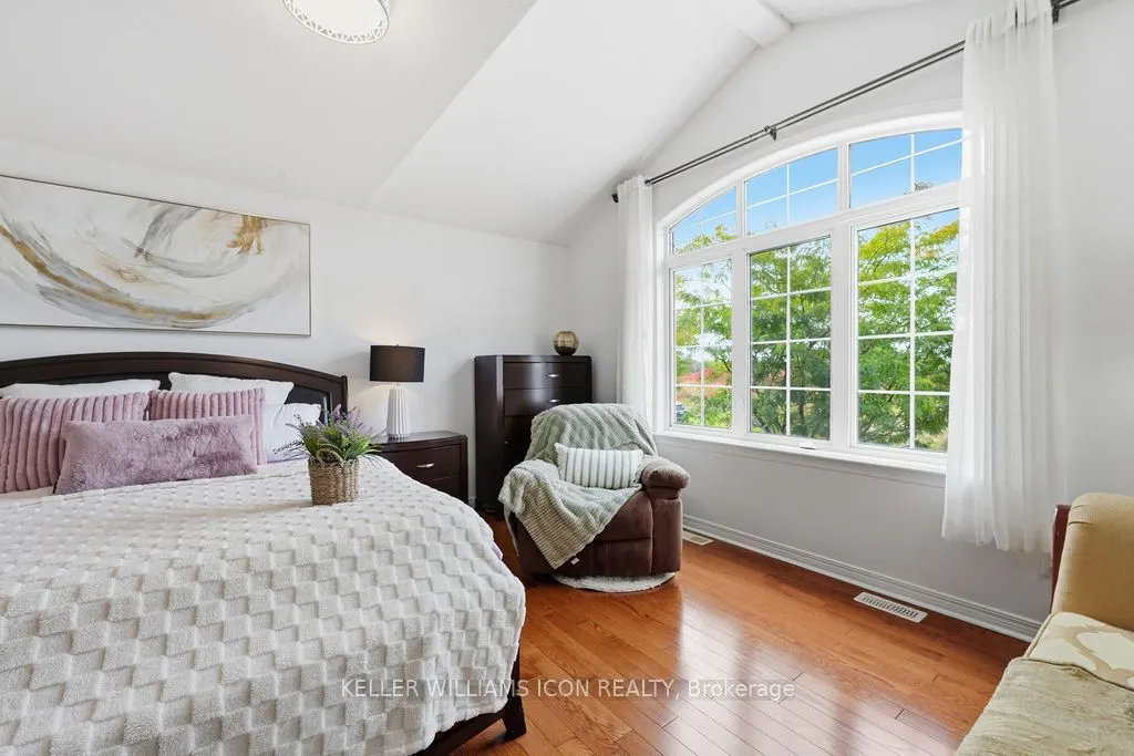 82 Broughton Street