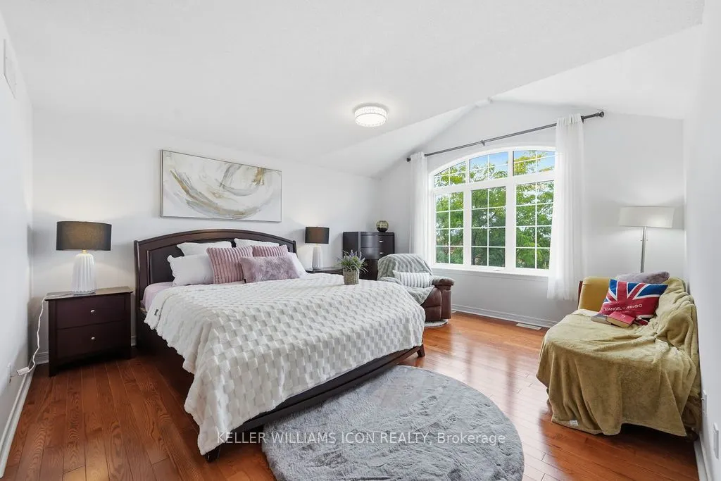 82 Broughton Street