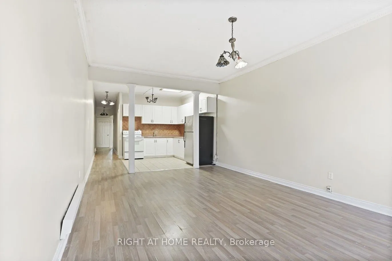238 King Street E