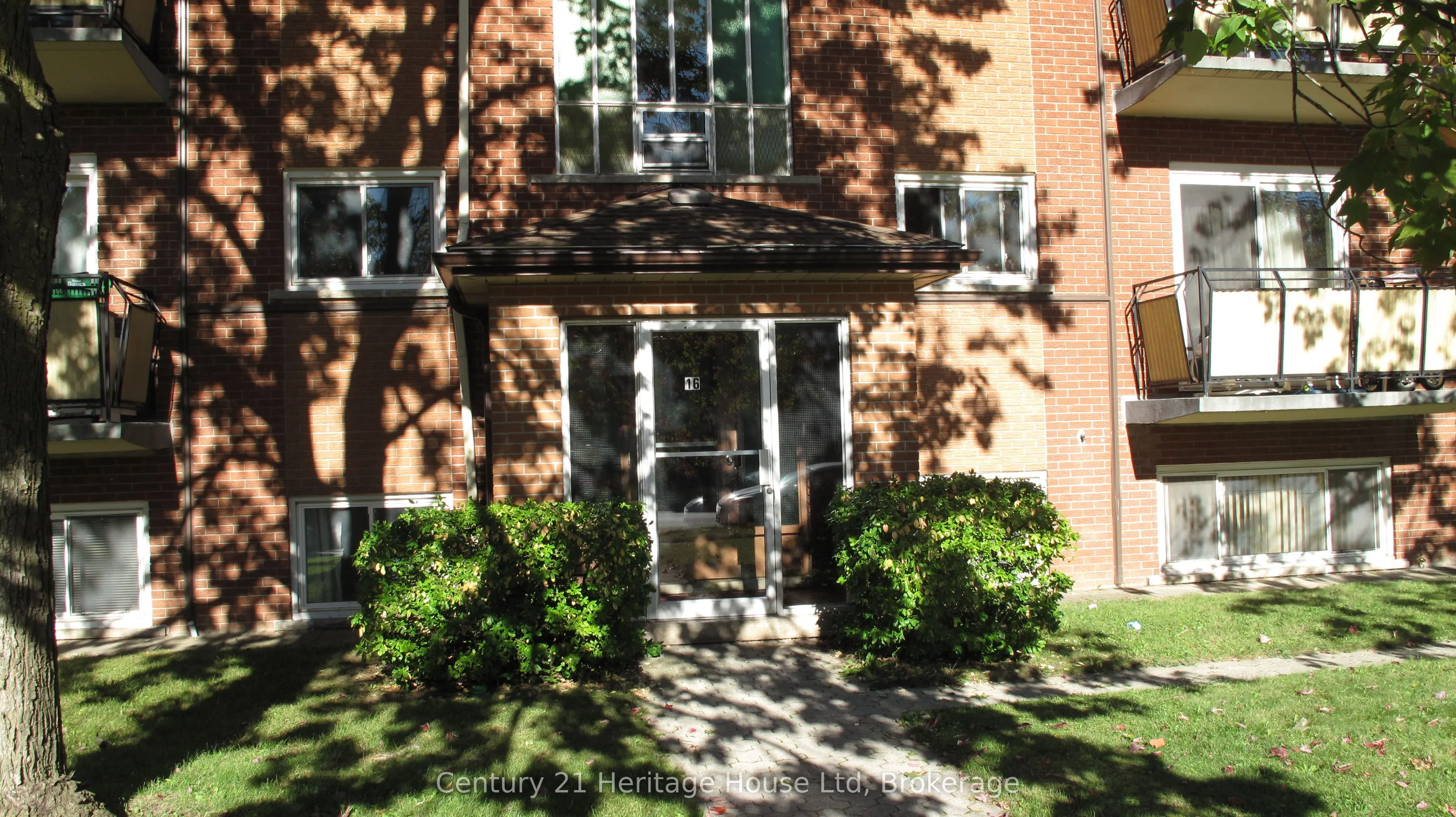 16 Brant Avenue ##9