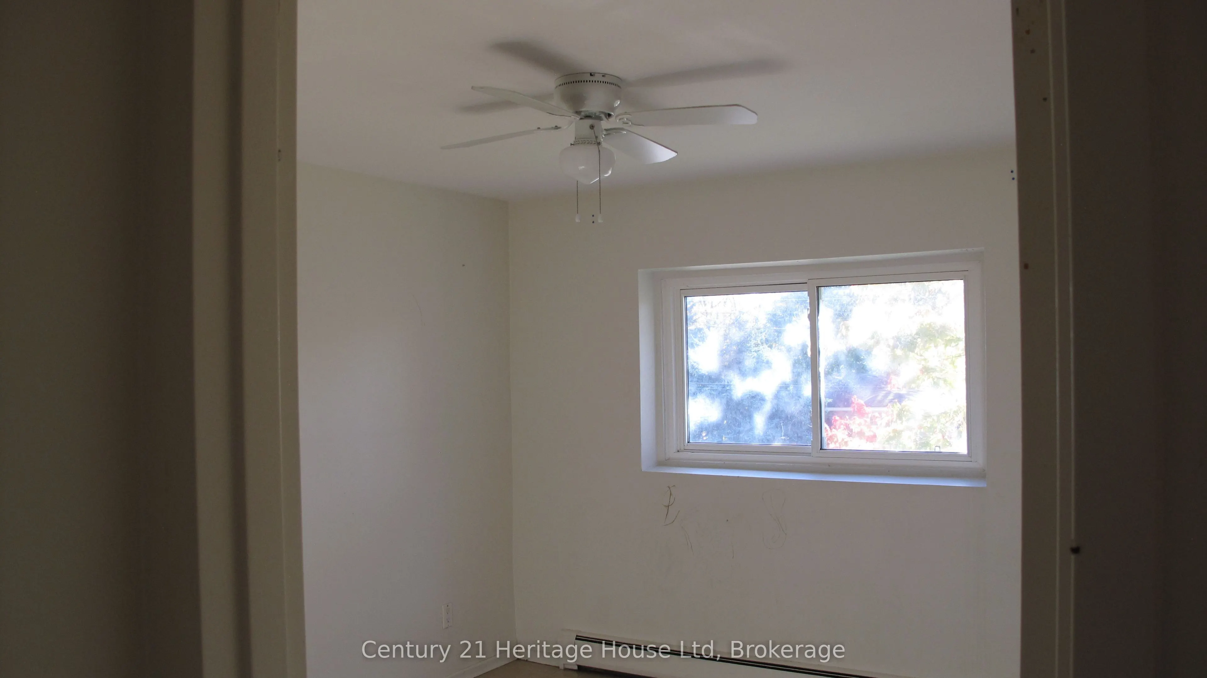 16 Brant Avenue ##9