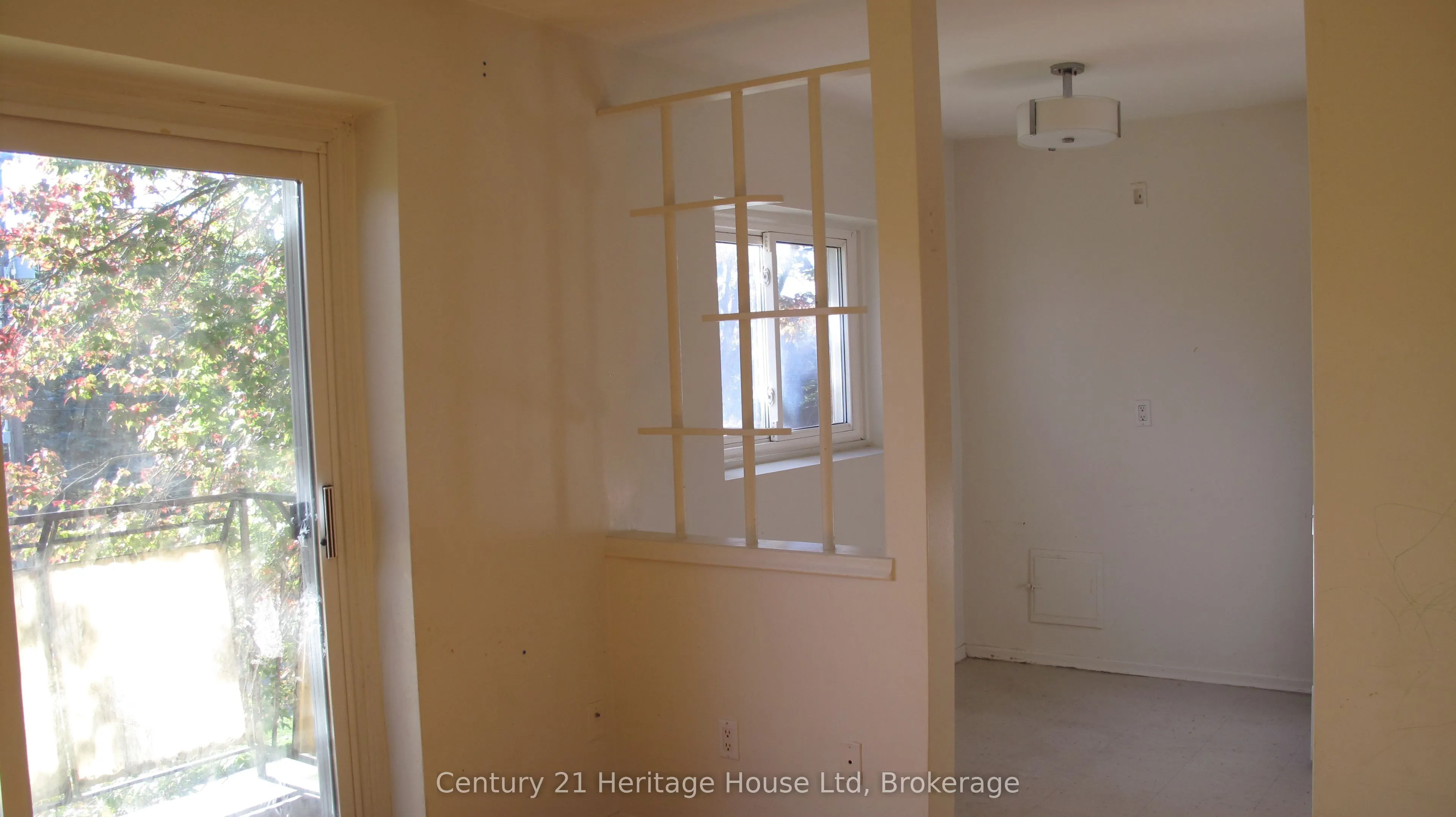 16 Brant Avenue ##9