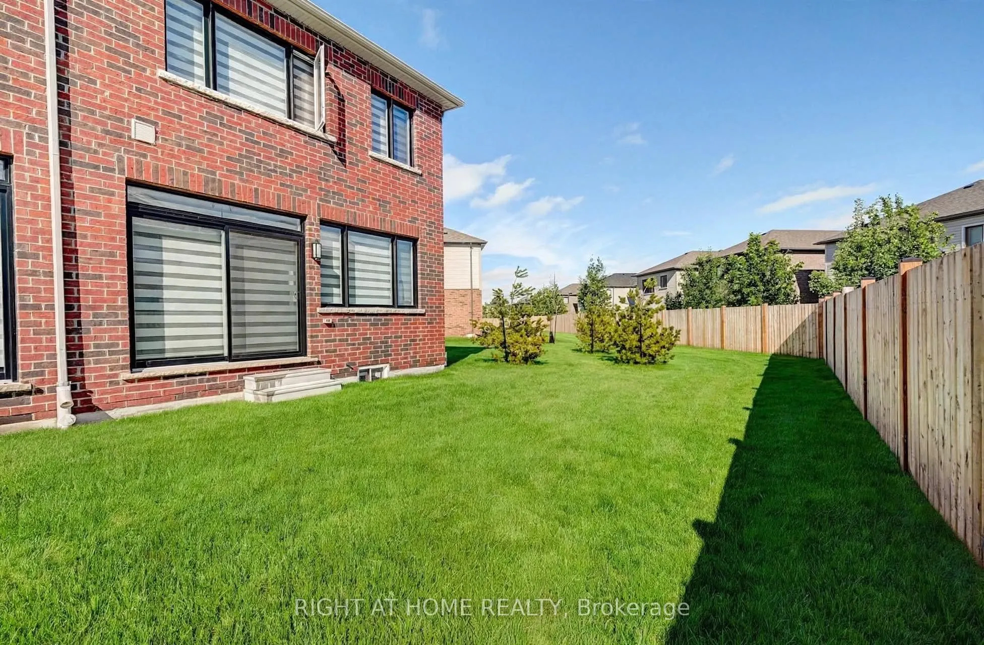 15 Blacklock Street #20
