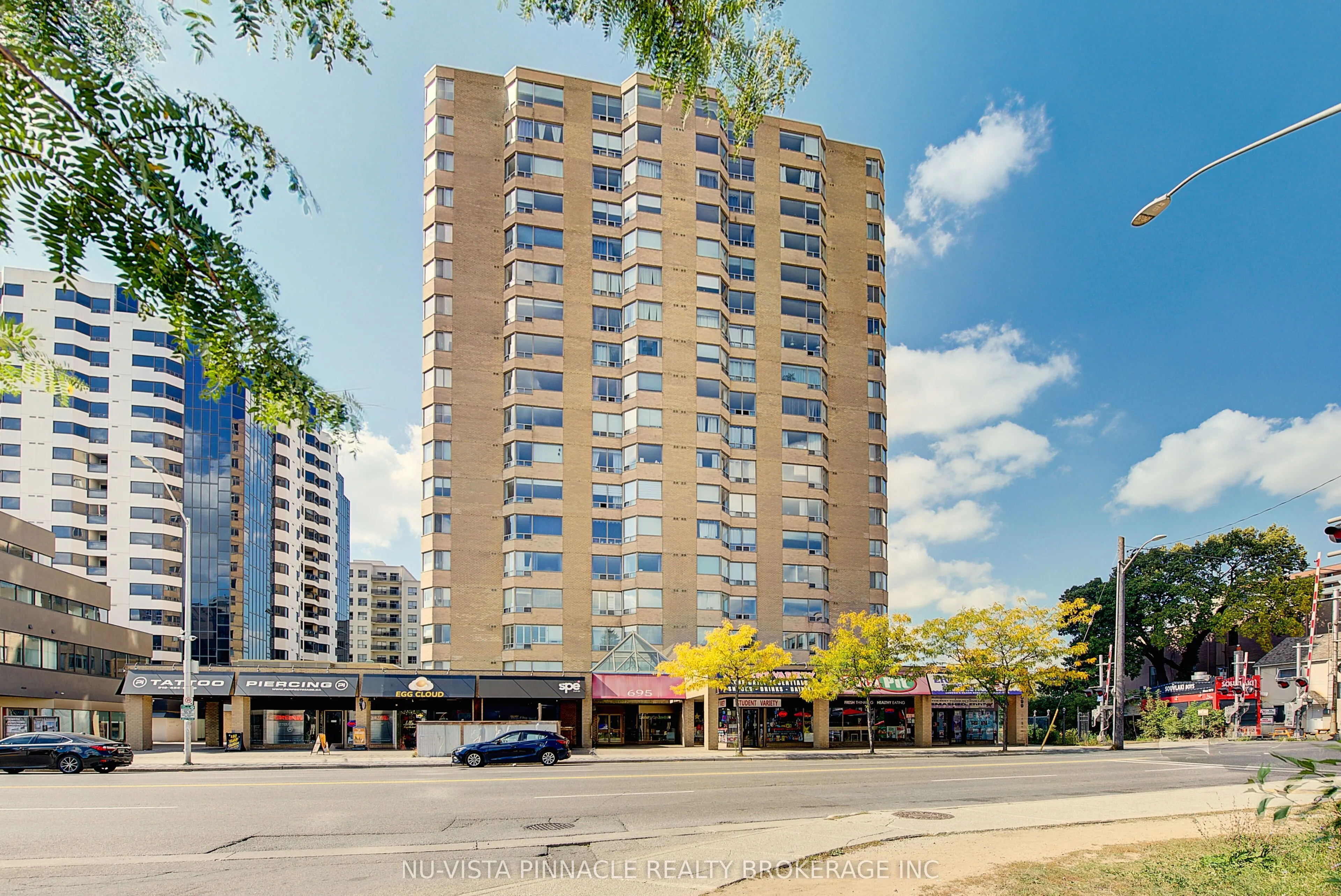 695 Richmond Street S #708