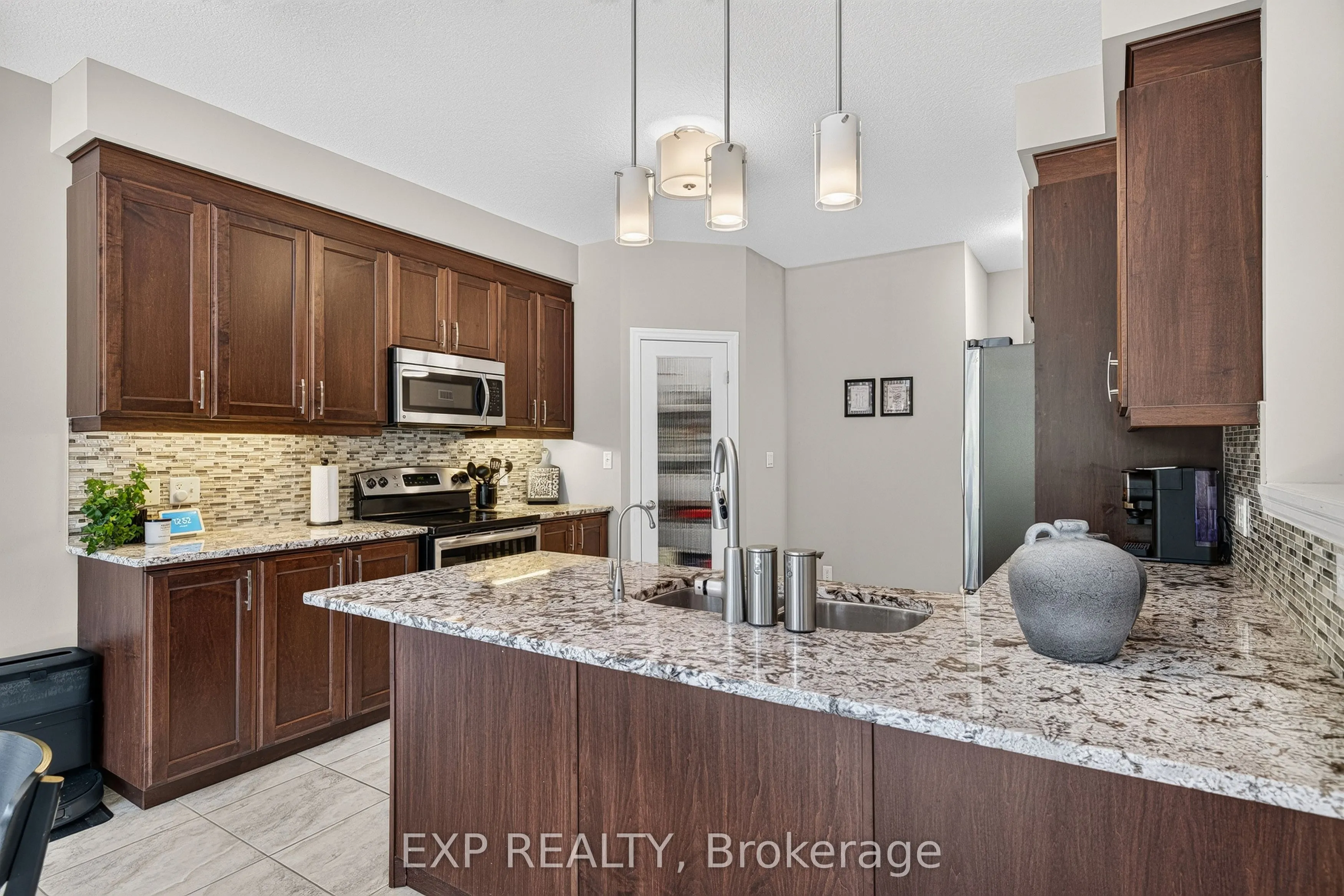 522 Woodbine Avenue