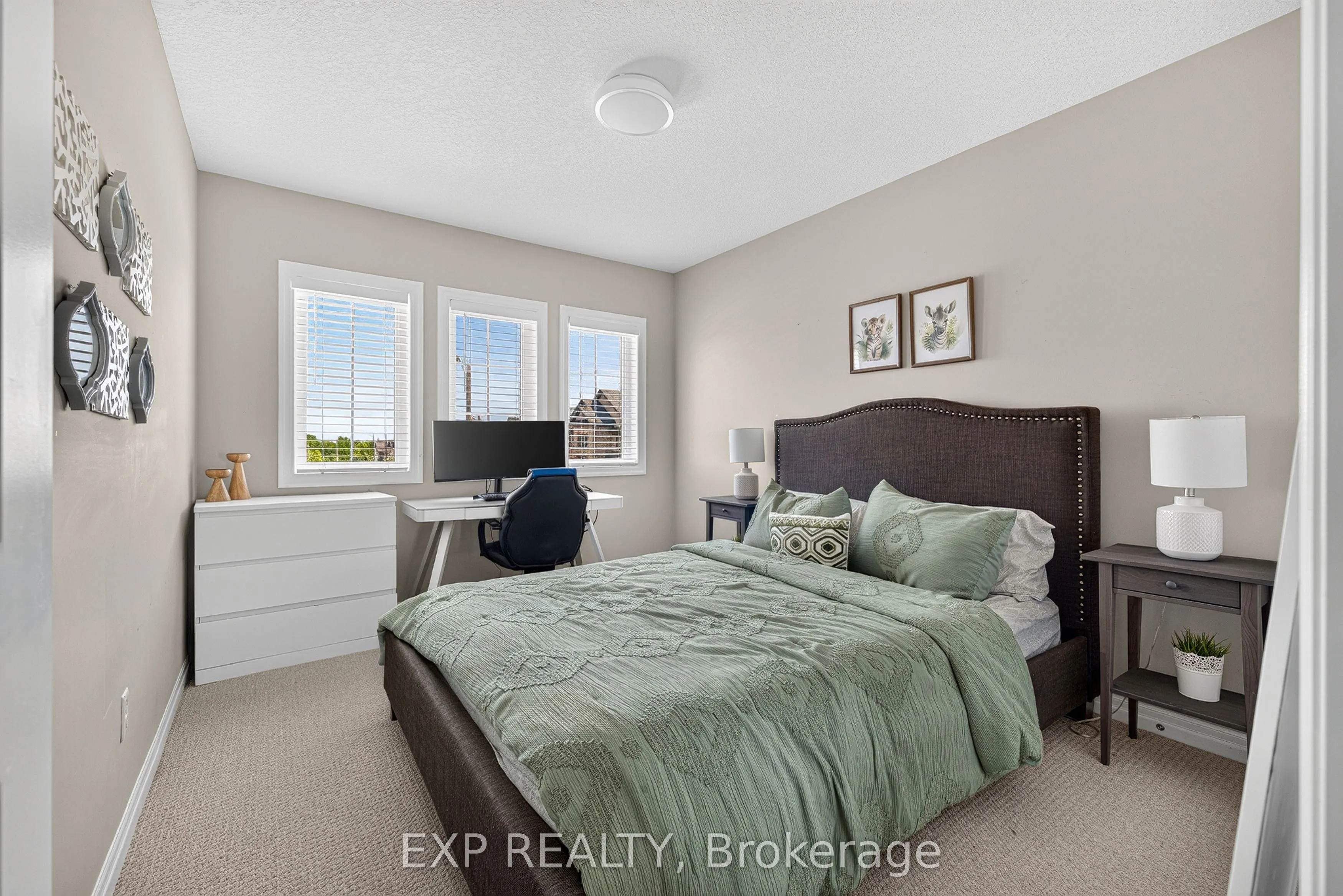 522 Woodbine Avenue