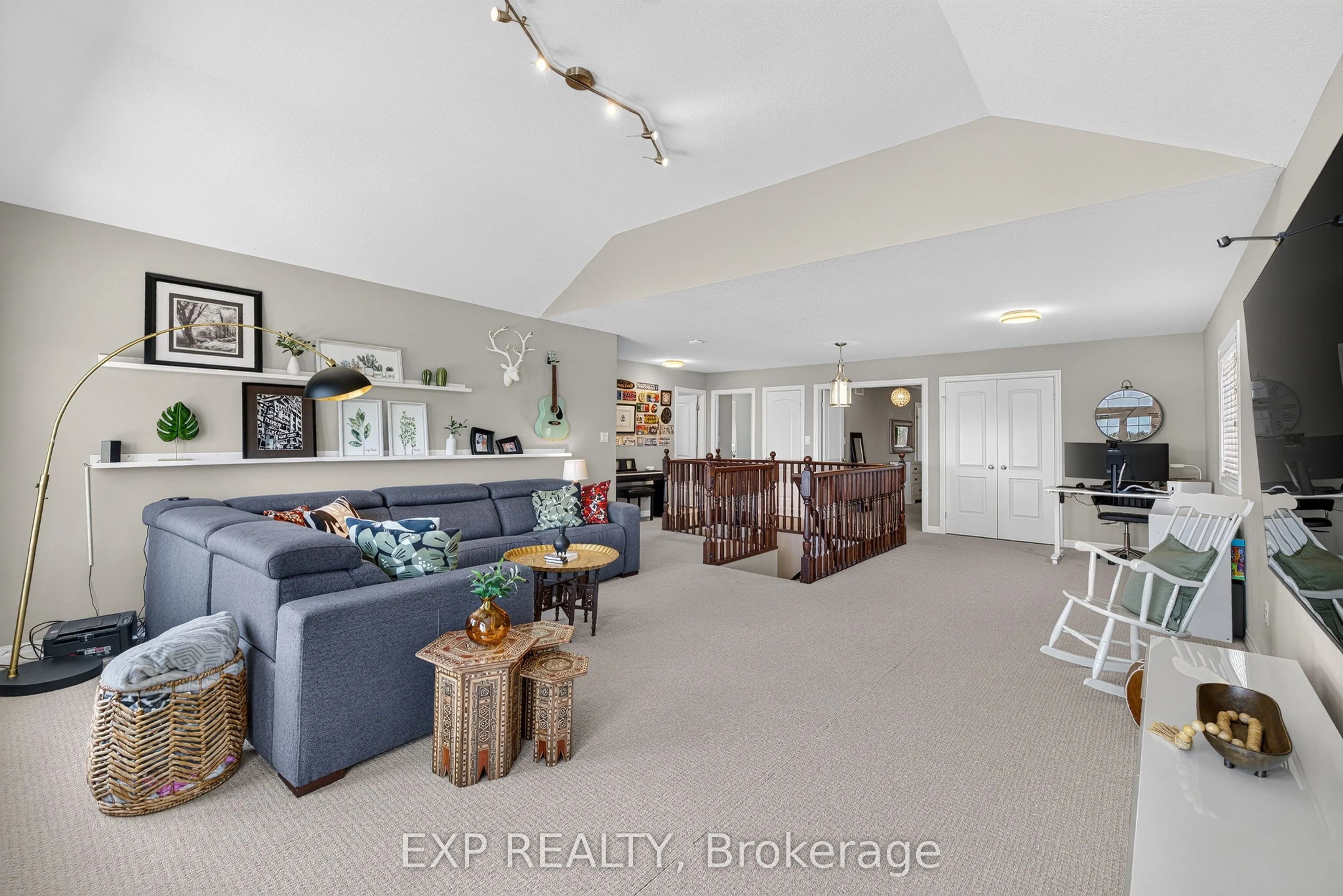 522 Woodbine Avenue