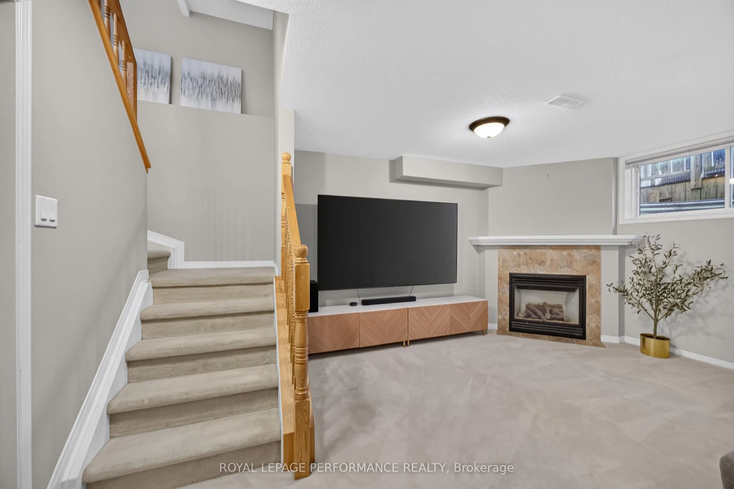 1007 Grapefern Terrace