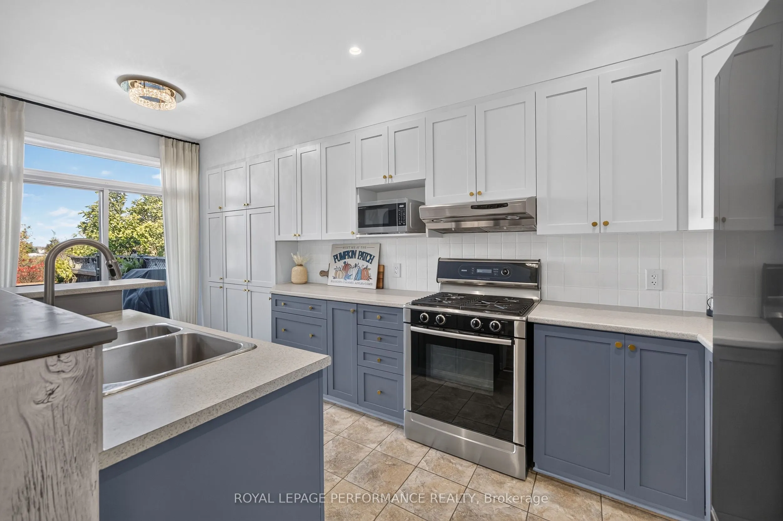 1007 Grapefern Terrace