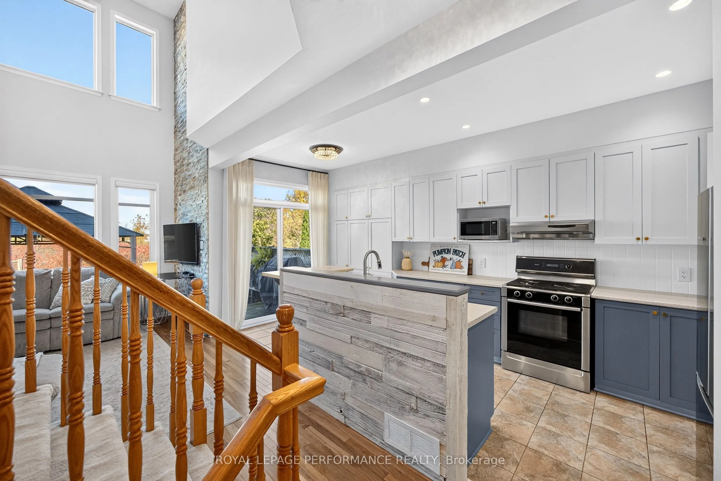1007 Grapefern Terrace