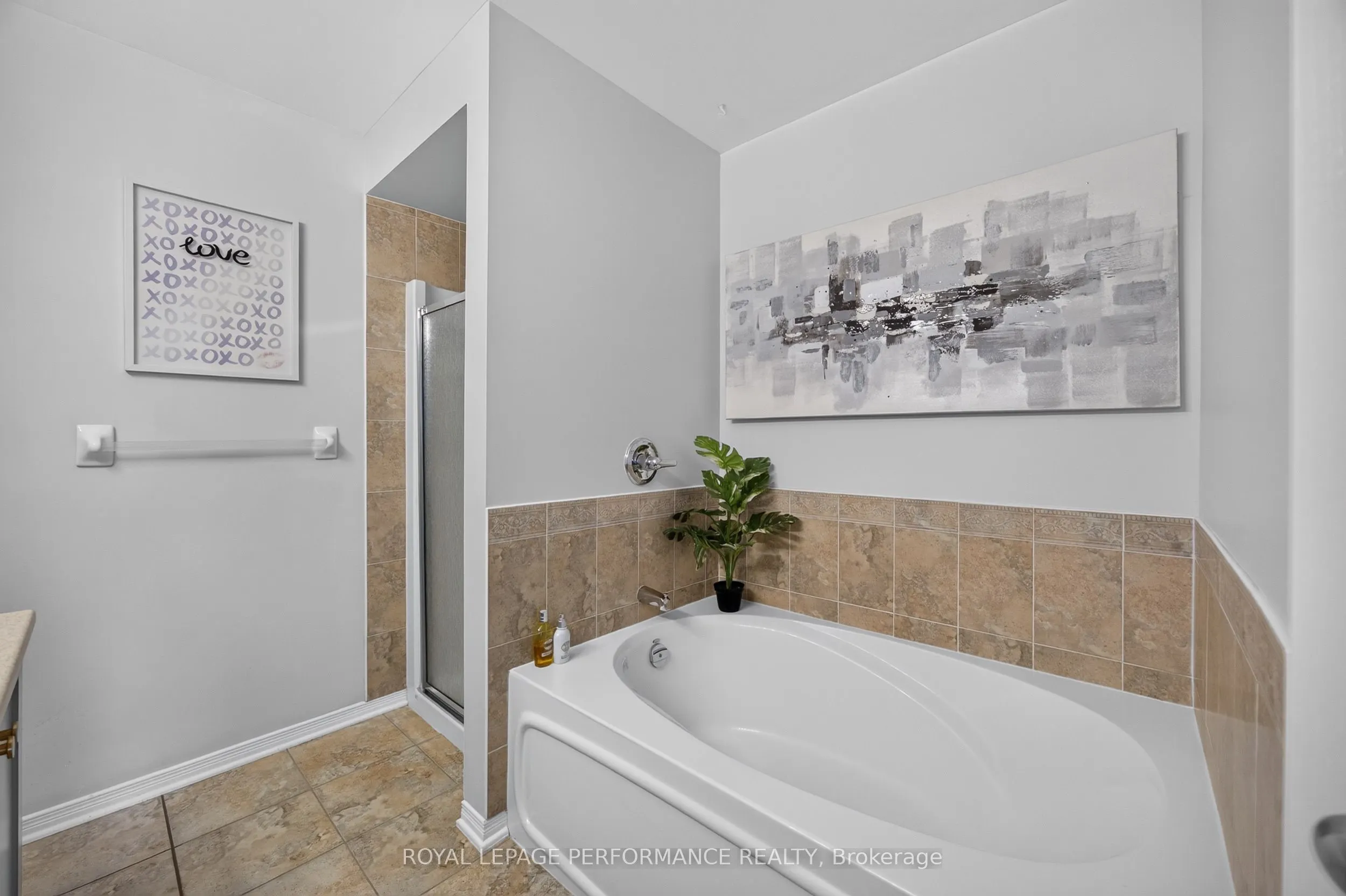 1007 Grapefern Terrace