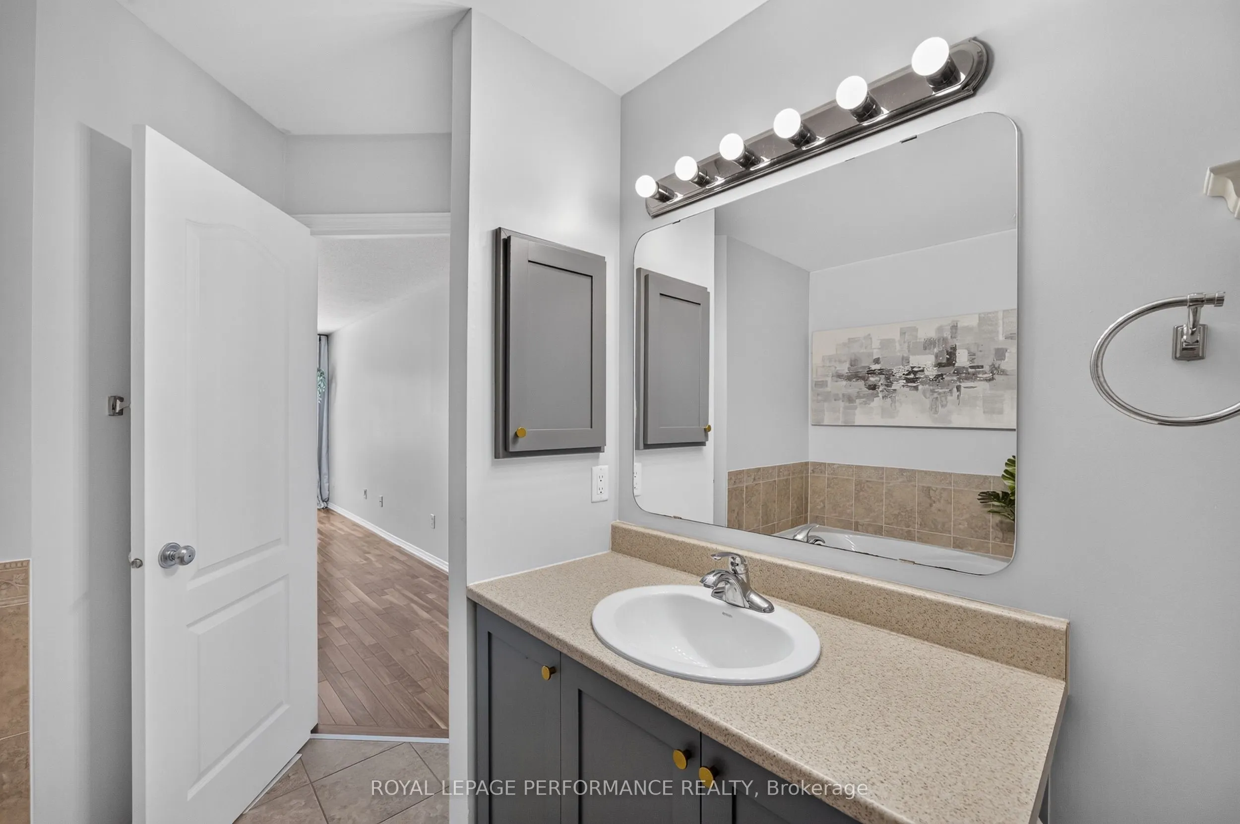 1007 Grapefern Terrace