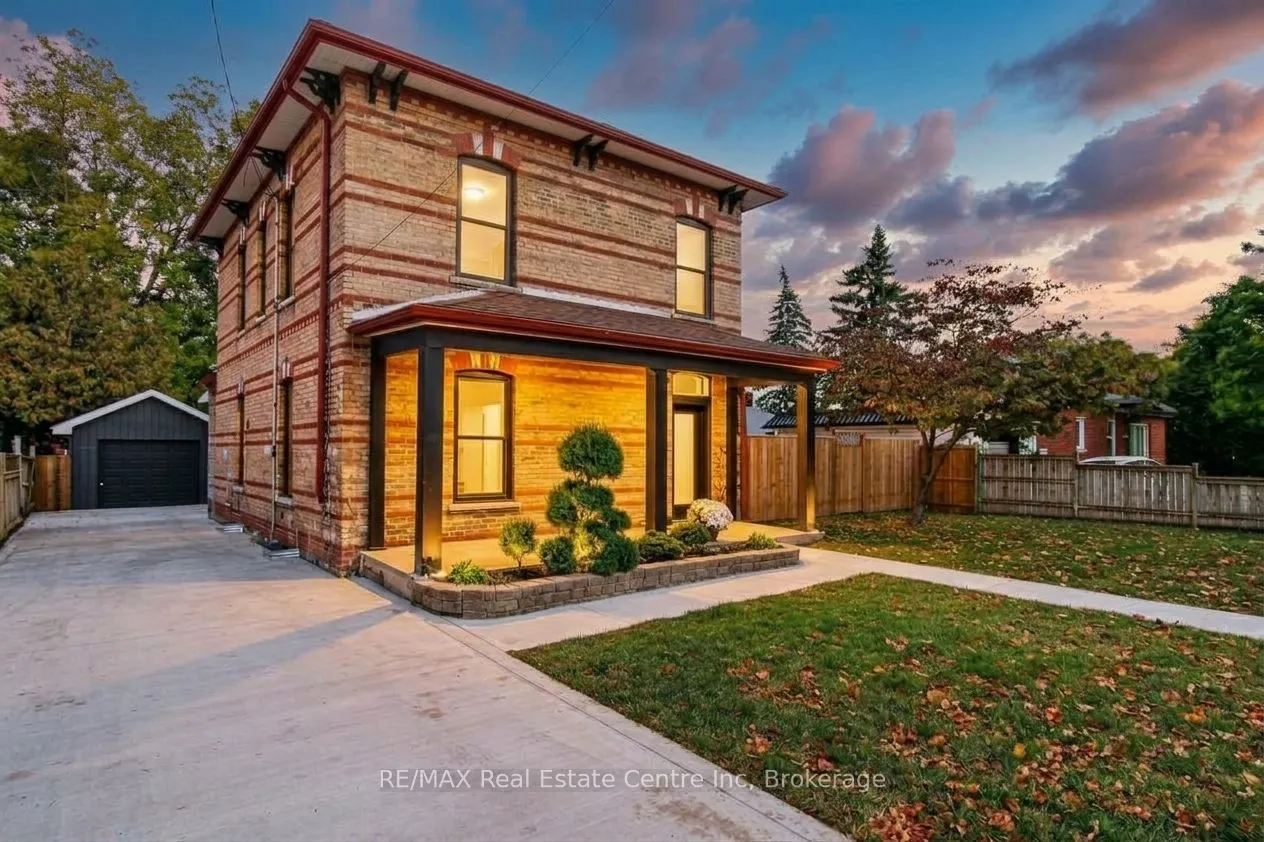 657 Frances Street